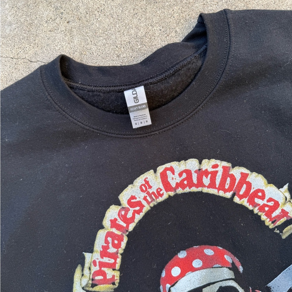 Pirates Crewneck - Picture 4 of 4